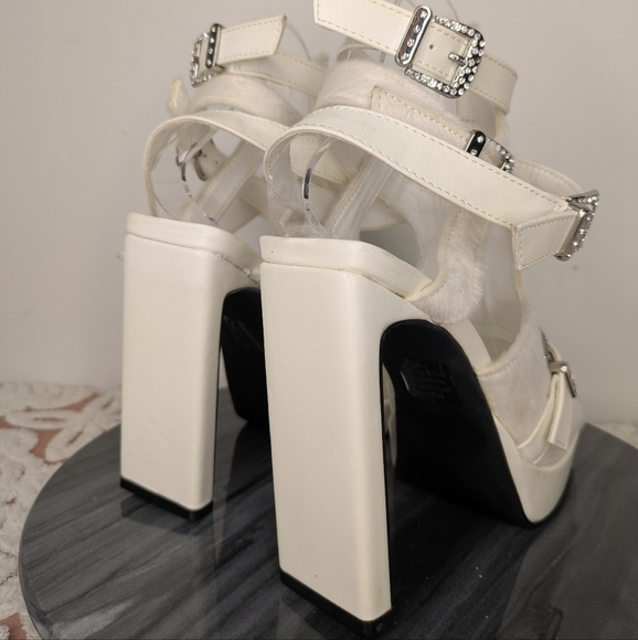 Poster Girl Mule Strappy Square Toe Heels Size 6 - Picture 4 of 17